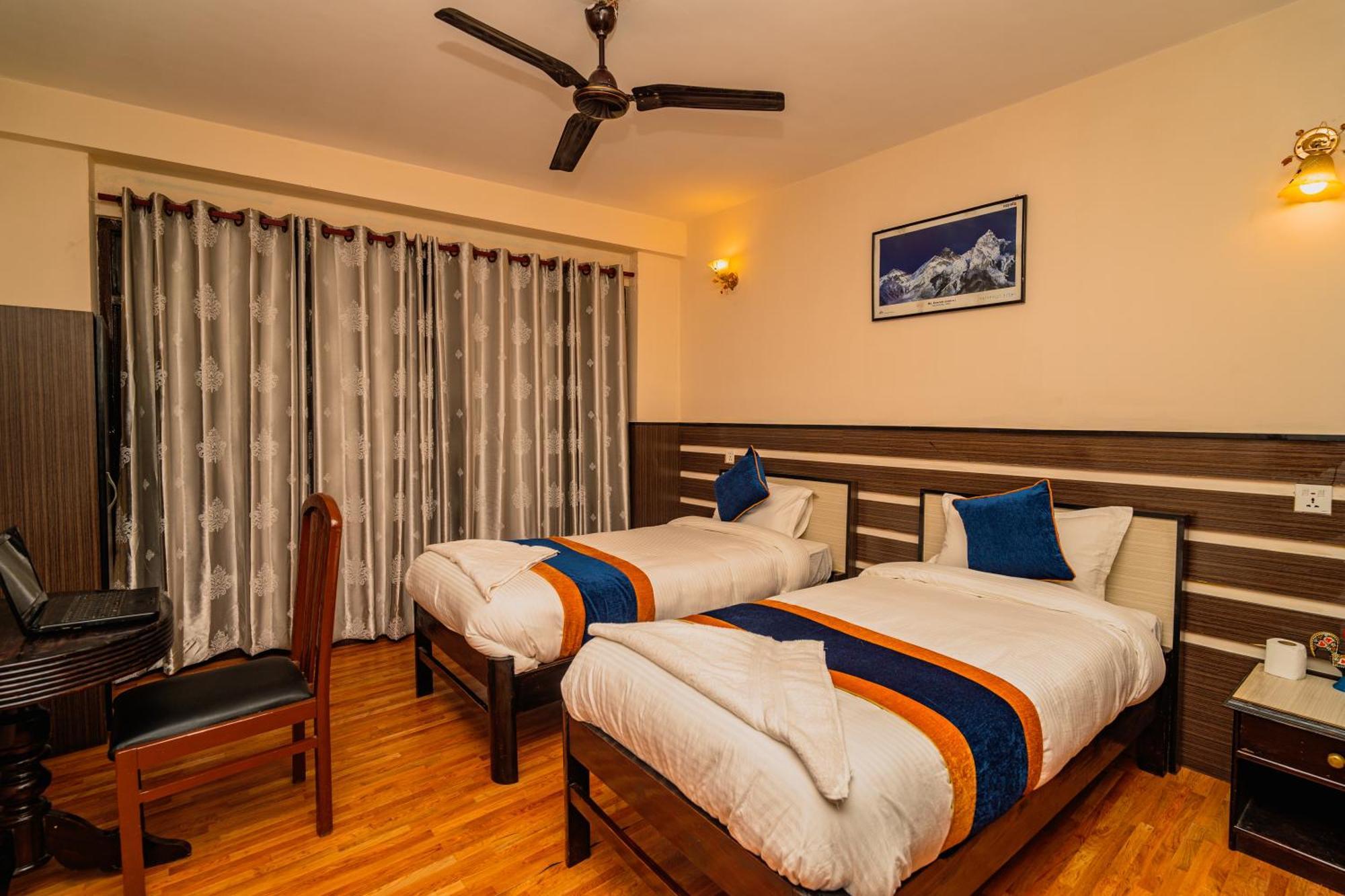 Karma Travellers Home Kathmandu Bagian luar foto