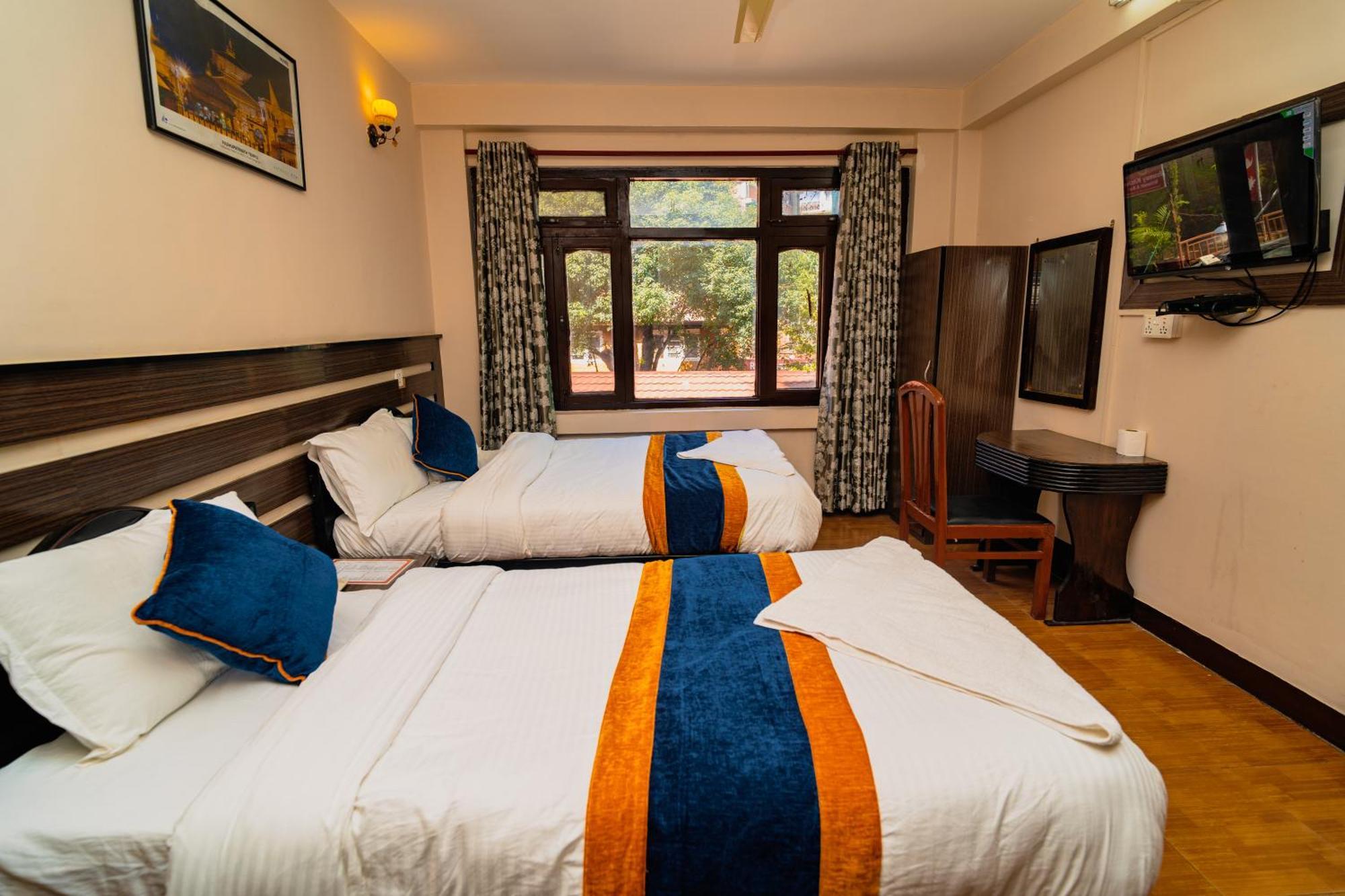 Karma Travellers Home Kathmandu Bagian luar foto